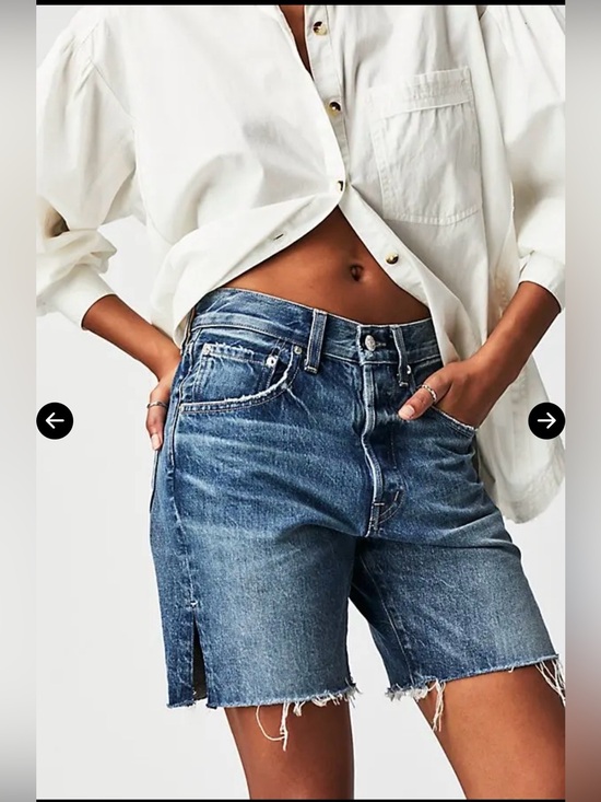 Edwin Pants - NWT Edwin Light Wash Mid-Rise Jean Shorts with Raw Hem